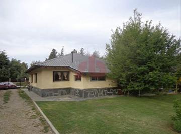 Casa · 280m² · 12 Ambientes · Casa - Pájaro Azul
