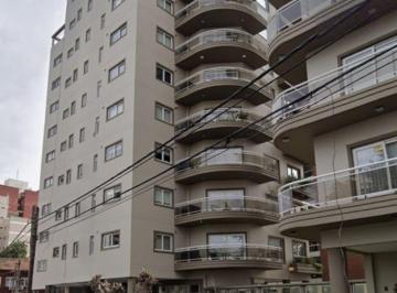 Departamento de 5 ambientes, La Matanza · Departamento de 5 Ambientes con 2 Cocheras - Venta - Ramos Mejía Sur