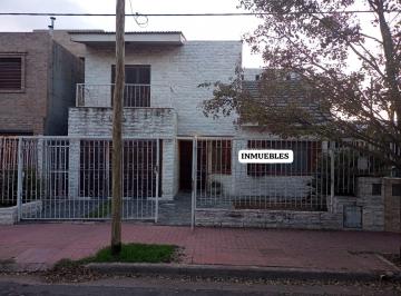 Casa de 3 ambientes, Córdoba · Casa y Departamento en Poeta Lugones