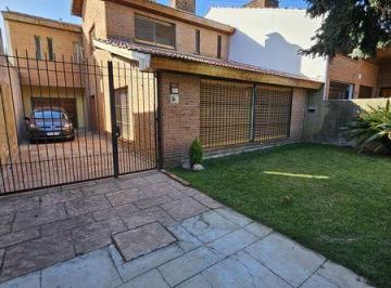 RLD-RLD-2198_2 · Gran Chalet - Lote 466 m² - 3 Dorm - 4 Baños - Jardin Libre