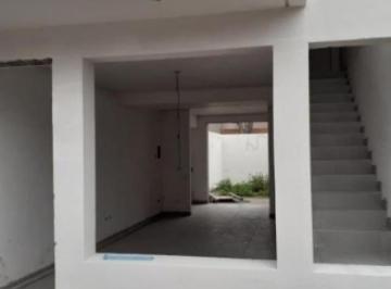 Departamento · 66m² · 3 Ambientes · 1 Cochera · Venta Excelente Duplex 3 Ambientes en Ramos Mejia con Cochera! Financiado!