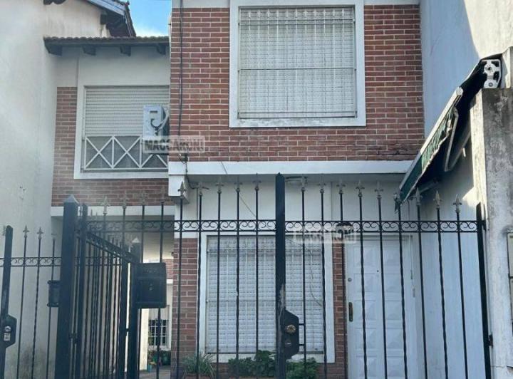 Departamento · 70m² · 4 Ambientes