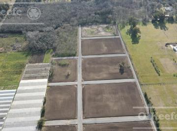 Terreno · 303m² · Lotes en Venta en El Pato - Berazategui - Terrenos Desde 295 m²