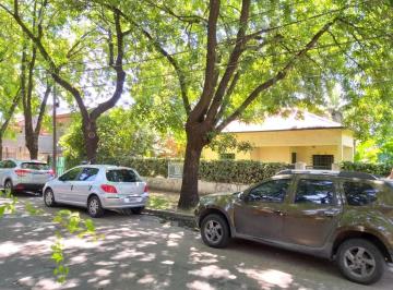Casa · 160m² · 4 Ambientes · Gran Lote en Zona Rb con Chalet Tipo Alemán a Reciclar