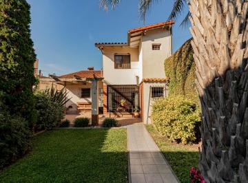 Casa · 155m² · 5 Ambientes · 2 Cocheras · Venta Casa 5 Ambientes en Haedo Sur