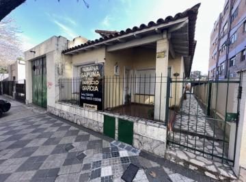 Casa · 250m² · 6 Ambientes · 3 Cocheras · Excelente Propiedad Ideal Inversores! Dr. Rotta 243, Monte Grande.