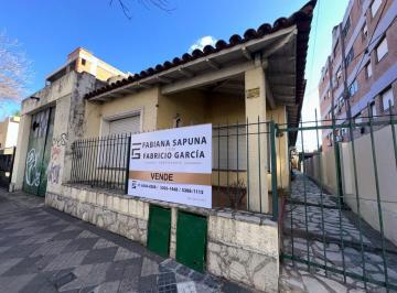 Casa · 250m² · 6 Ambientes · 3 Cocheras · Excelente Propiedad Ideal Inversores! Dr. Rotta 243, Monte Grande.