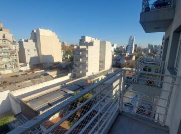 Departamento de 1 ambiente, Monte Castro · Monoamb - Contra Frente - Balcón - 38 Mtrs2 - Espacio Guarda Coche Fijo. Muy Luminoso y Amplio.