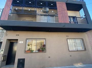 Departamento de 1 ambiente, Avellaneda · Castelli 470. Monoambiente con Patio. Avellaneda