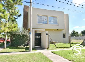 Casa · 132m² · 12 Ambientes · 2 Cocheras · Casa en Venta 3 Dorm. en Tierra de Sueños 1 Roldan