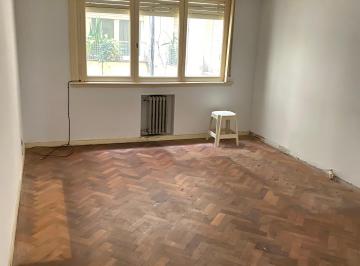 Departamento de 2 ambientes, Monserrat · Alquiler - 2 Amb - a Una Cuadra de La Uade