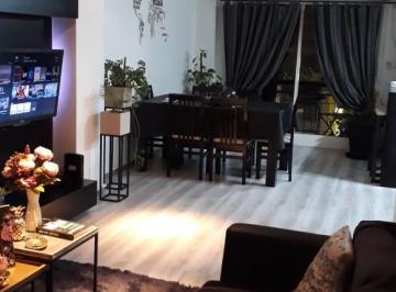 Departamento de 3 ambientes, Lomas de Zamora · 3 Ambientes con Cochera!
