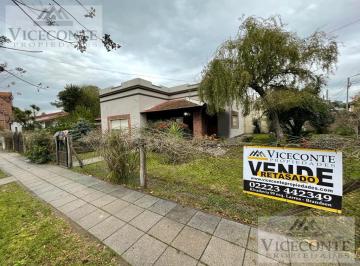 Casa de 5 ambientes, San Vicente · Casa 160 m² Calle Aviador Valdez N° 118, Alejandro Korn, Buenos Aires.