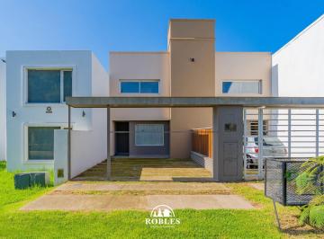 Casa · 74m² · 3 Ambientes · Dúplex a Estrenar en El Barrio Punta Mogotes.