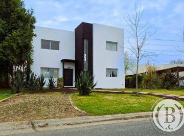 Casa de 4 ambientes, Tigre · Bustamante Prop San Francisco 11643 Casa Venta Villanueva Tigre