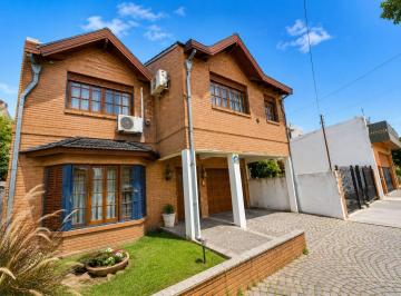 KNK-KNK-4032_2 · Venta Casa en Lote Propio 5 Ambientes, Escucho Ofertas!