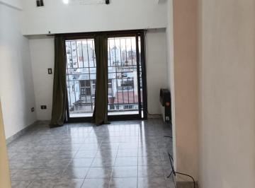Departamento de 1 ambiente, Flores · Departamento Luminoso - Excelente Ubicación