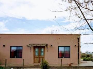 Casa · 123m² · 4 Ambientes · Casa - Barrio El Taladro (Se Acepta Financiación)