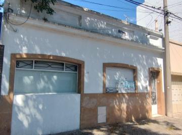 Oficina comercial de 7 ambientes, Rosario · Casona Para Uso Comercial con 5 Oficinas