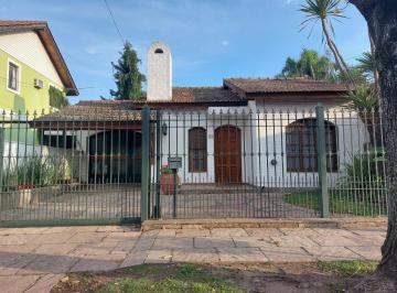 Casa de 5 ambientes, Pilar · Casa en Alquiler "Apto Profesional / Comercial" con Quincho y Pileta, Villa Morra, Pilar