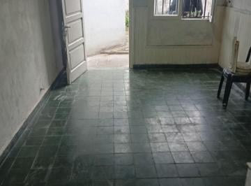 PH de 3 ambientes, Ituzaingó · Alquiler Casa 3amb con Entrada de Auto