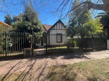 Casa · 185m² · 6 Ambientes · Casa - Banfield Oeste