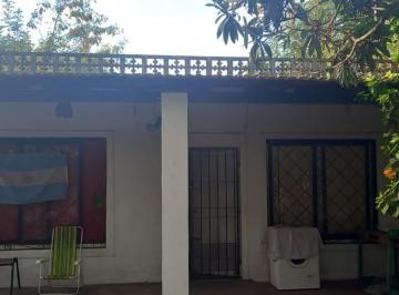 Casa de 3 ambientes, Presidente Perón · Casa de 3 Ambientes con Entrada de Autos y Jardín
