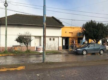 Casa · 328m² · 3 Dormitorios · Casa con Local y Deposito