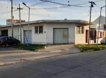 Casa de 3 ambientes, Quilmes · Casa y Locales en Venta