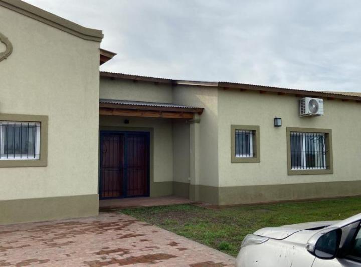 Quinta vacacional · 243ha · 3 Ambientes