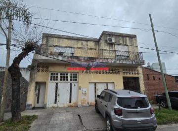 Casa · 393m² · 7 Ambientes · Conjunto de 4 Propiedades en Hurlingham