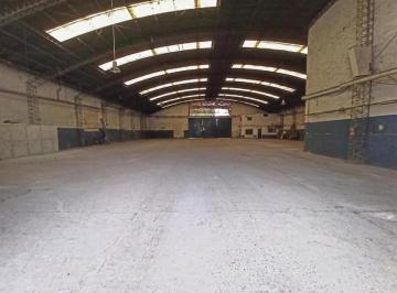 Bodega-Galpón · 1332m² · En Venta Galpon Parabolico con Oficinas Sobre Bv Oroño