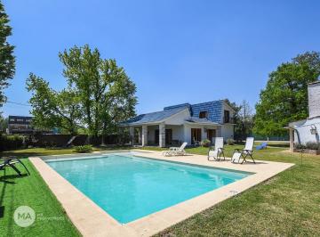 Casa de 5 ambientes, Funes · Casa 3 Dorm., Piscina, Jardín - Ruta 9 y Punta del Este - Funes | Venta
