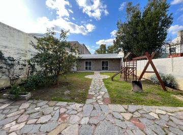 PH de 5 ambientes, La Matanza · Impresionante PH 5 Amb, Jardin y Quincho Tipo Casa