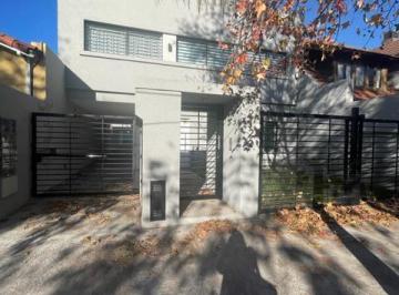PH · 125m² · 4 Ambientes · 1 Cochera · PH de 4 Ambientes en Venta en Castelar Sur