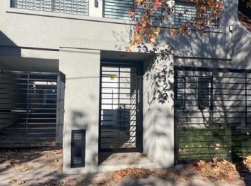 PH · 125m² · 4 Ambientes · 1 Cochera · Venta PH 4 Ambientes con Cochera en Castelar Sur
