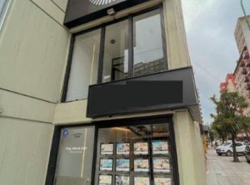 Imagen1 · Impecable Oficina con Cocina, Patio y Deposito en La Perla!