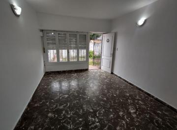 PH · 45m² · 2 Ambientes · PH en Venta de 1 Dormitorio en Barrio 9 de Julio