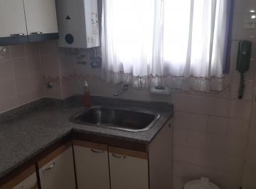Departamento de 2 ambientes, Flores · 2 Amb Contrafrente Muy Amplio