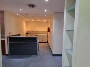 Oficina comercial · 300m² · 3 Cocheras · Alquiler - Oficina Corporativa con Cocheras