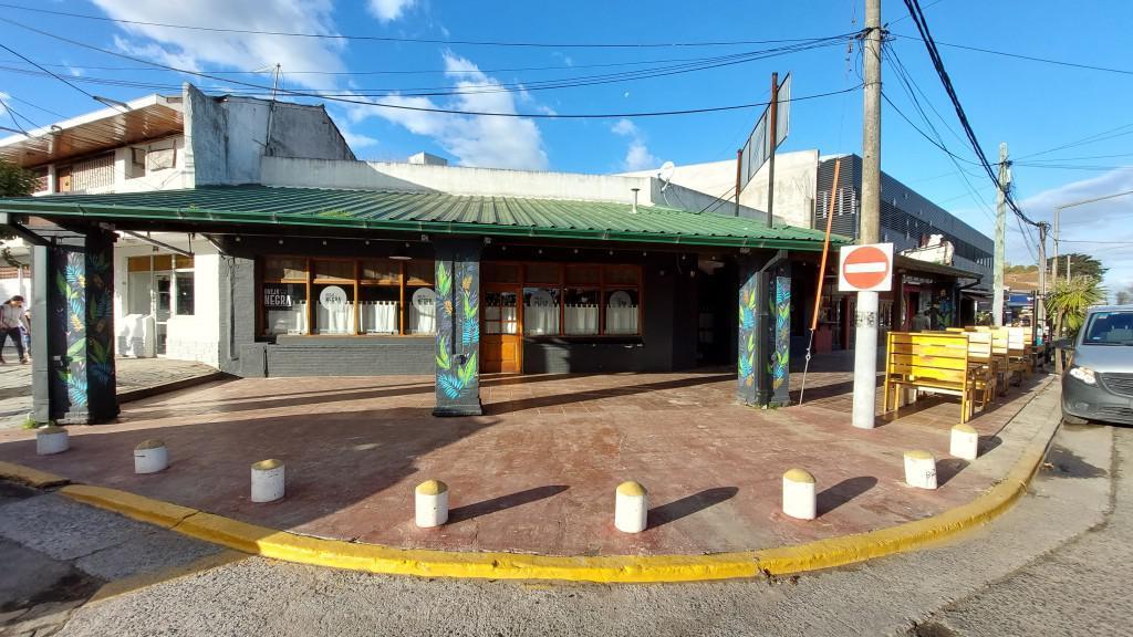 Avenida 4 y Paseo 104,  Villa Gesell, Buenos Aires Costa Atlántica