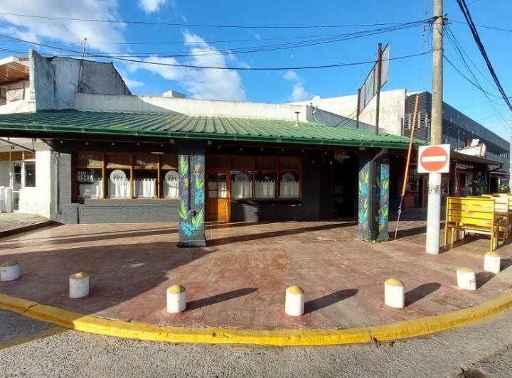 Local comercial · 296m²