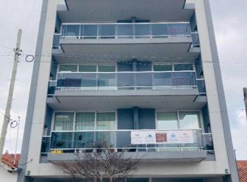 Departamento · 62m² · 2 Ambientes · 1 Cochera · Departamento en Venta de 1 Dormitorio C/ Cochera en Chauvín