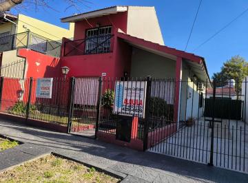 Casa de 3 ambientes, Berazategui · Vende Chalet 3 Ambientes - Excelente Estado