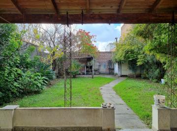 Casa de 4 ambientes, Tres de Febrero · Venta Casa 4 Ambientes en Palomar Cochera y Parque