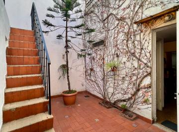 Casa de 3 ambientes, La Paternal · Casa de Estilo 3 Amb con Garaje / Lote 7,85 X 22