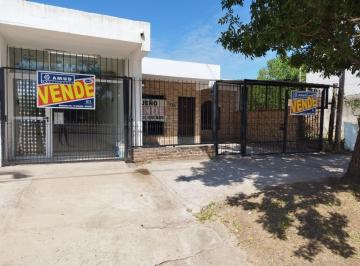 Casa · 145m² · 4 Ambientes · 1 Cochera · Codigo de Publicacion 1857