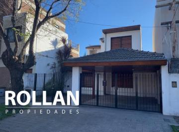 Casa · 205m² · 4 Ambientes · 1 Cochera · Se Vende Chalet de 4 Ambientes. Carapachay, Vicente Lopez