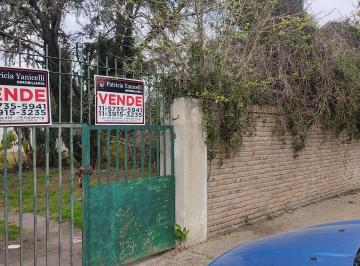 Terreno de 3 ambientes, Berazategui · Lote de en Ranelagh, Antartida Argentina 1571/ Alquiler Comercial