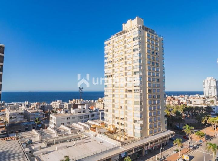 Departamento · 70m² · 3 Ambientes · 1 Cochera